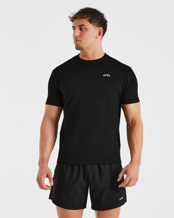 Essential T Shirt Black